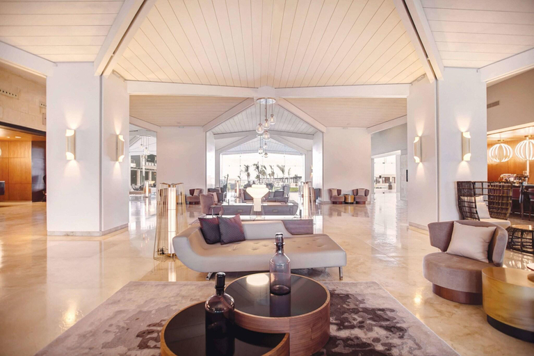 Public Area 4, Royalton Blue Waters Autograph All-Inclusive Resor