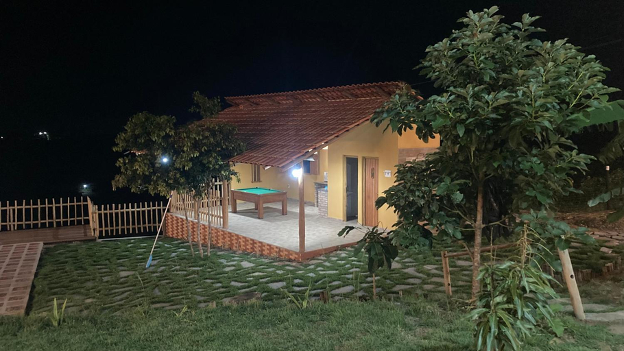 Others 4, Chales Samambaia, Bananeiras