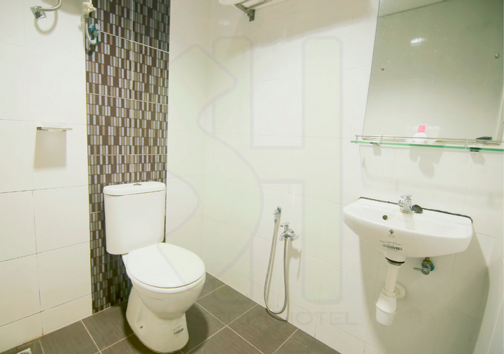 Bathroom 2