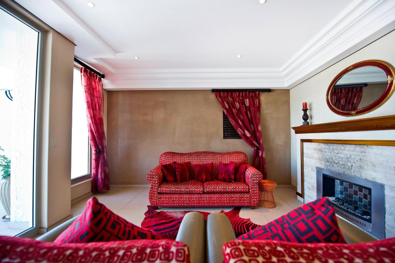 Bedroom 3, Protea Hotel Windhoek Fürstenhof, Windhoek West