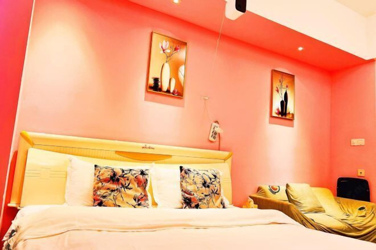 Bedroom 18