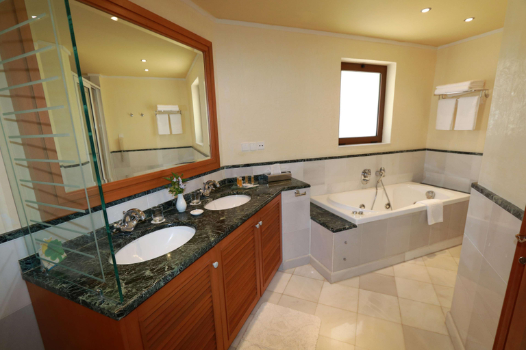 Bathroom 5, Annabelle Beach Resort, Crete