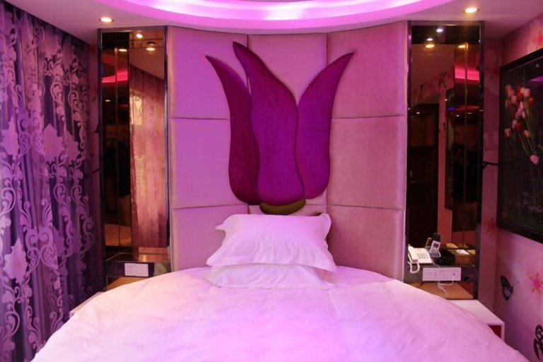 Bedroom 17