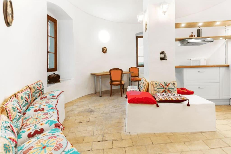Others 5, Medieval apartment Juliette, Pays-d'Enhaut