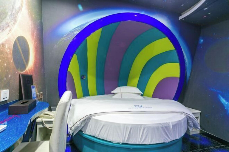 Bedroom 13