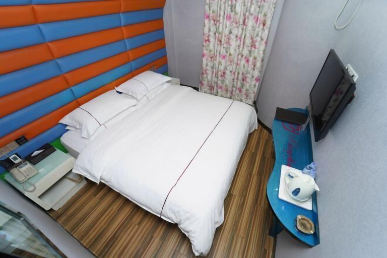 Bedroom 6
