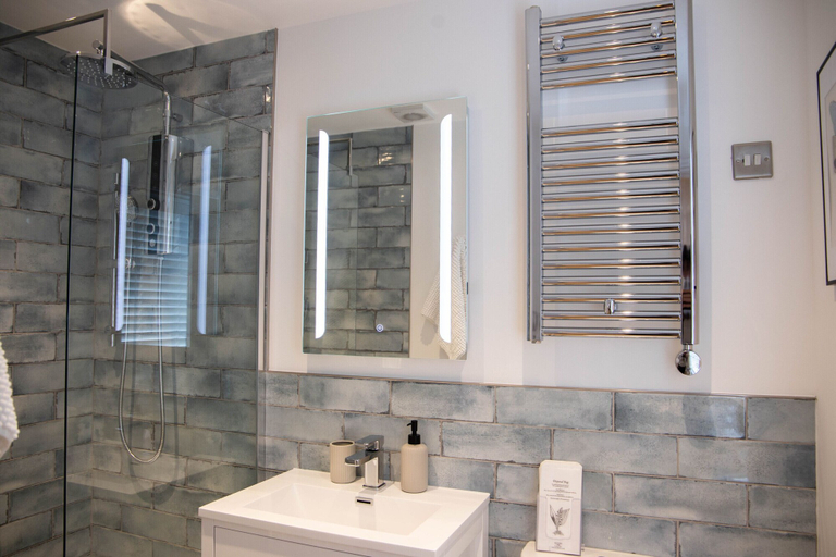 Bathroom 4, The Coracle, Shropshire