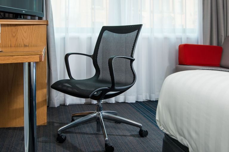 Bedroom 3, Holiday Inn Express GLASGOW - CITY CTR RIVERSIDE by IHG, Glasgow