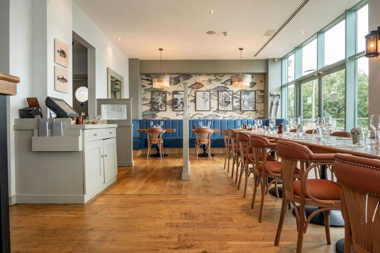 Food & Drinks 5, De Vere Cotswold Water Park, Gloucestershire