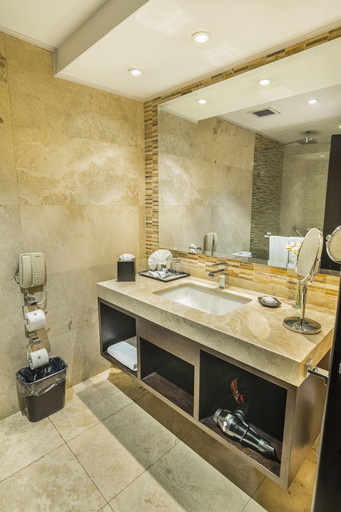 Bathroom 5, Sheraton Quito Hotel, Quito