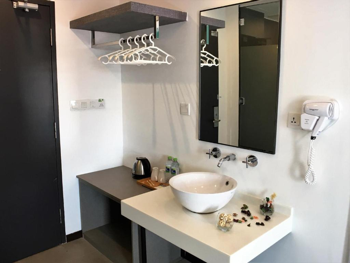 Bathroom 6