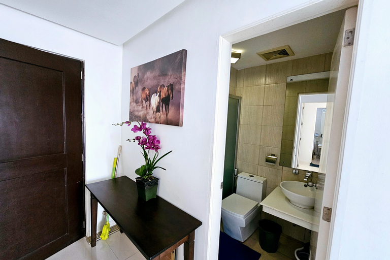 Bathroom 8
