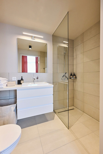 Bathroom 4