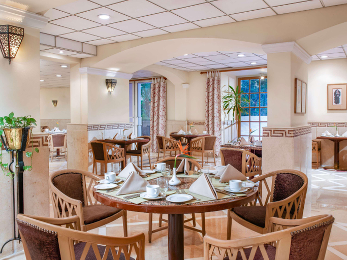 Food & Drinks 5, Pavillon Winter Luxor, Luxor