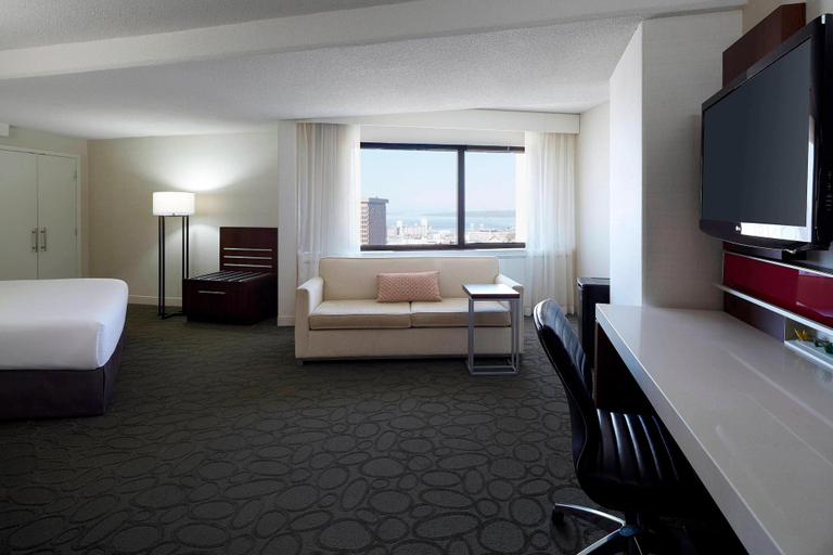 Bedroom 3, Delta Hotels Quebec City, Communauté-Urbaine-de-Québec