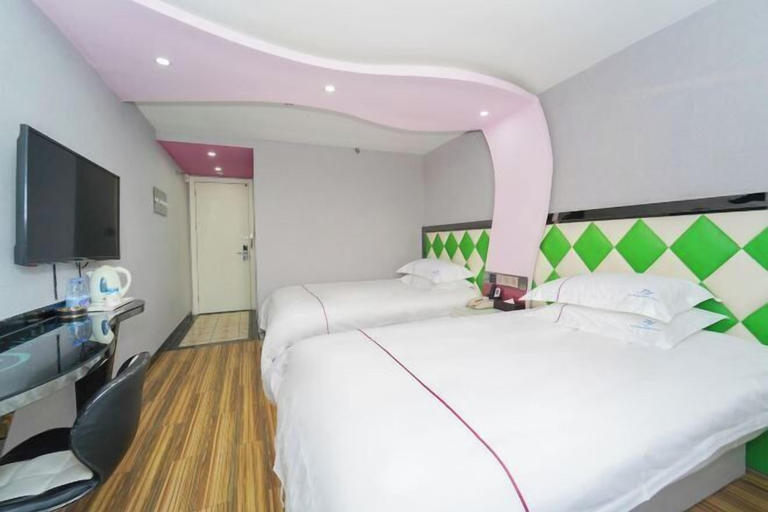 Bedroom 10
