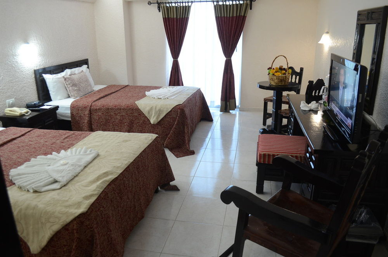 Bedroom 3, Maya Tabasco, Centro