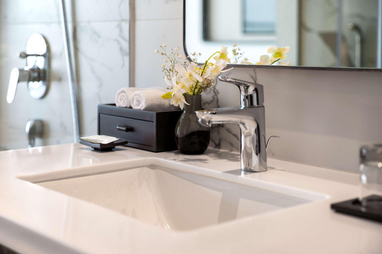 Bathroom 25