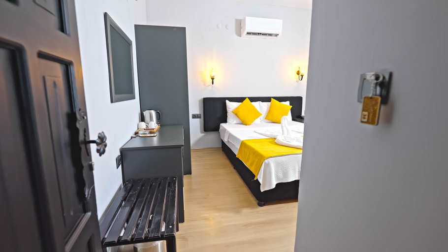 Bedroom 3, Yasemin Hotel, Fethiye