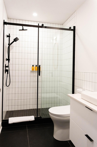 Bathroom 4, Maison Place Royale by Luxury In Transit, Montréal