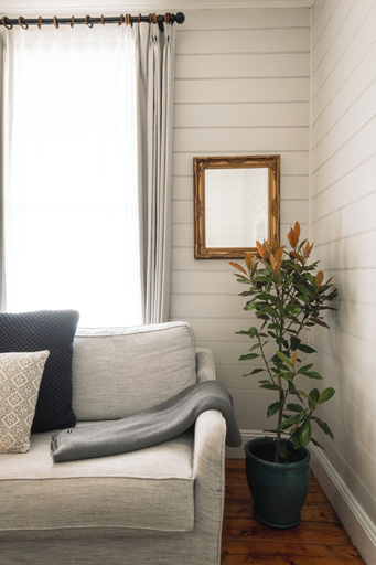 Others 3, Benambra Cottage, Queenscliffe
