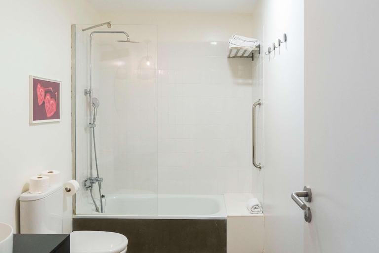 Bathroom 5, Buendia Corralejo Nohotel, Las Palmas