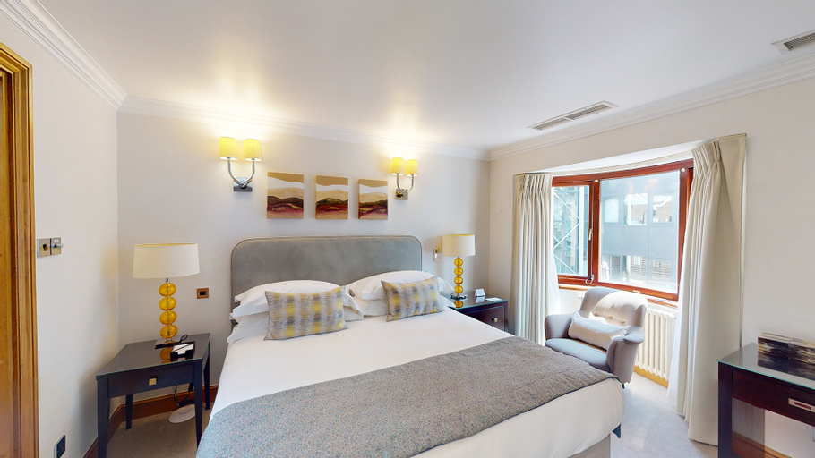 Bedroom 17