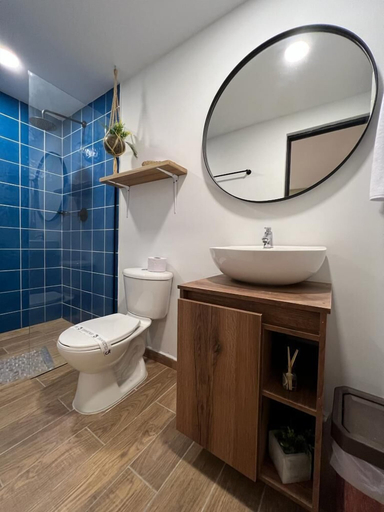 Bathroom 3, Niddo by Roots Rentals, Medellín