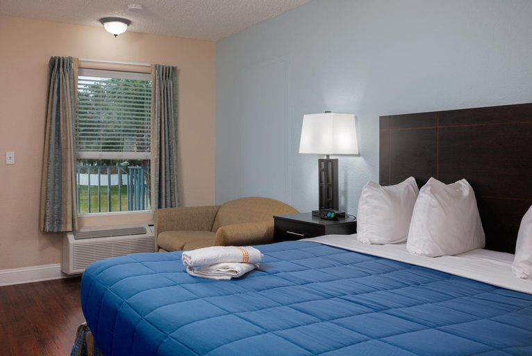 Bedroom 8