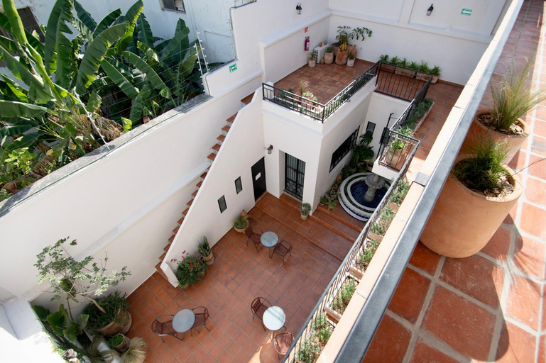 Others 5, Casa Irake, Guadalajara