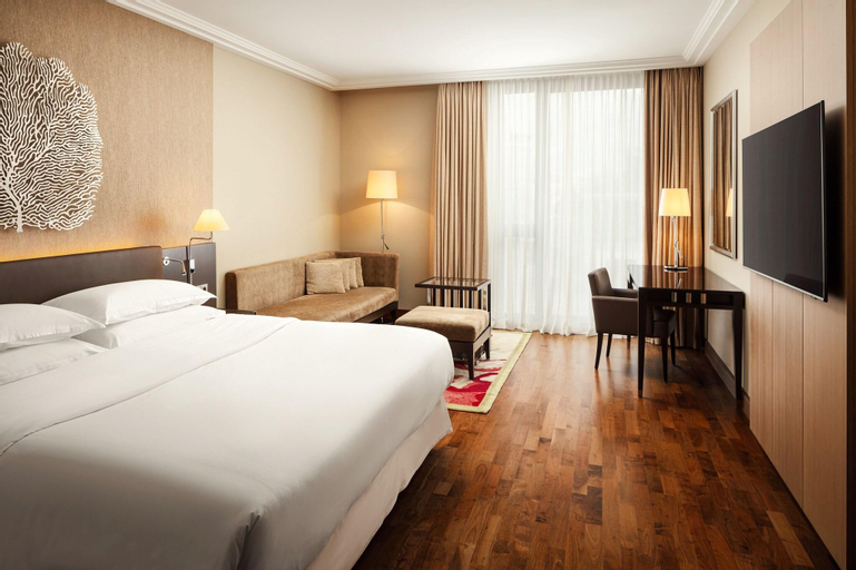 Bedroom 24