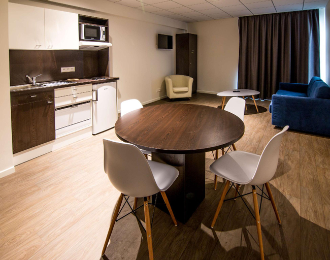 Dining Room 1