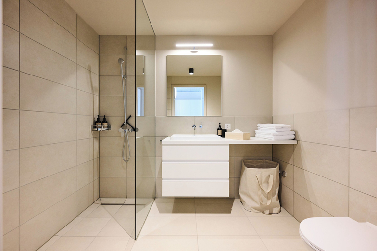 Bathroom 5