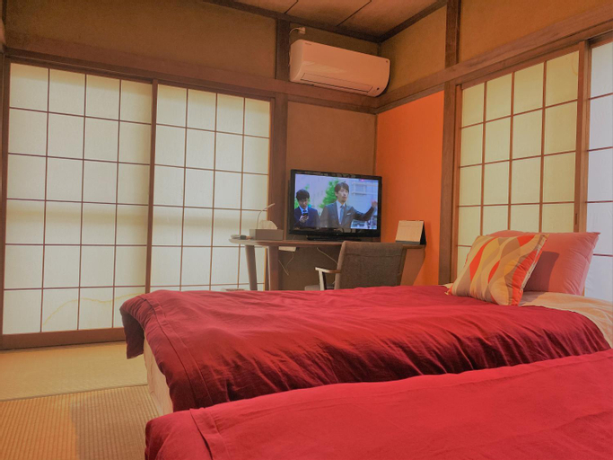 Bedroom 10