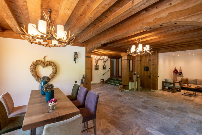 Public Area 2, Hartungs Hoteldorf, Ostallgäu
