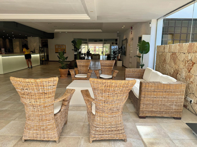 Public Area 2, Hotel Cabot Cala Ferrera, Baleares