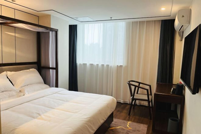 Bedroom 1, YFT Hotel (Haichang South Road Yintaicheng Branch), Jiaxing