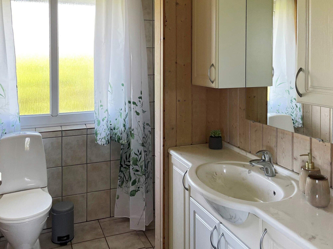 Bathroom, 8 Person Holiday Home in Harboore, Lemvig