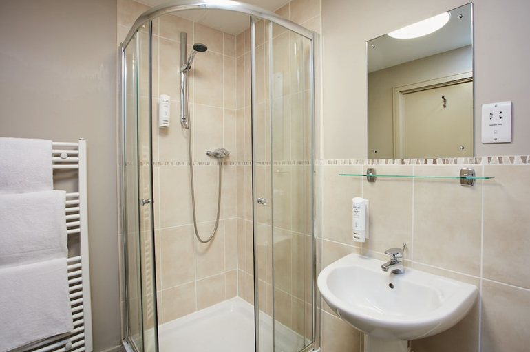 Bathroom 3, Cordia Serviced Apartments, Belfast