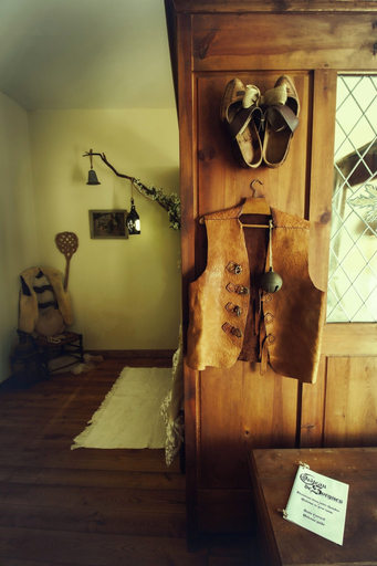 Bedroom 3, Le Château de Sorgues, Aveyron