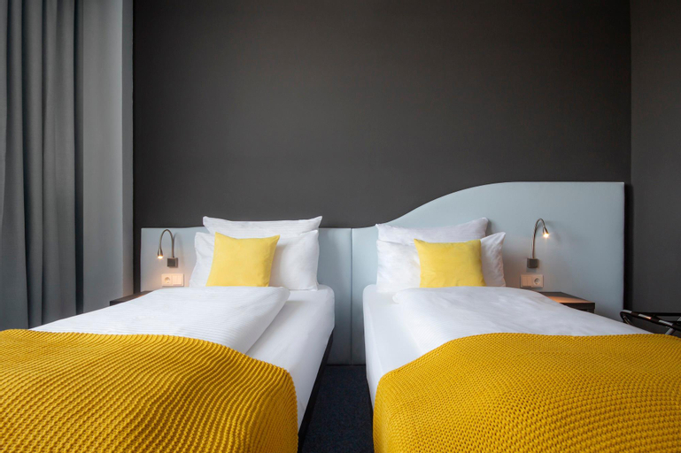 Bedroom 13