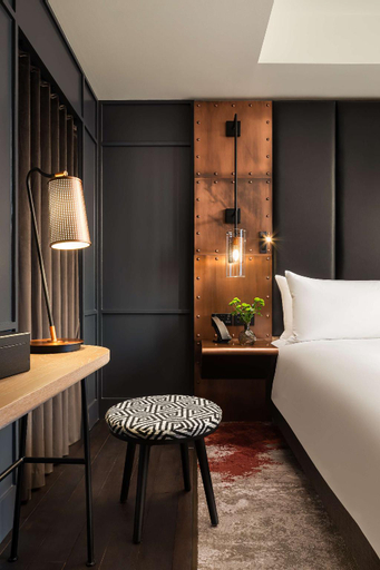 Bedroom 21