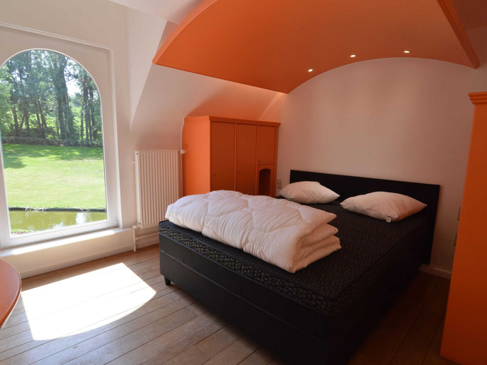 Bedroom 3, Luxurious Country House, Oost-Vlaanderen