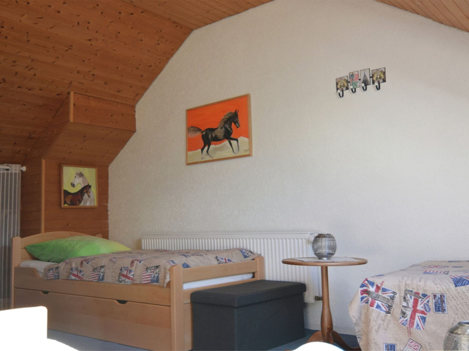 Bedroom 2, Cozy House with Terrace & Fireplace near Winterberg, Hochsauerlandkreis