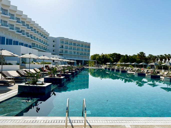 Exterior & Views 2, Cali Resort & Spa
