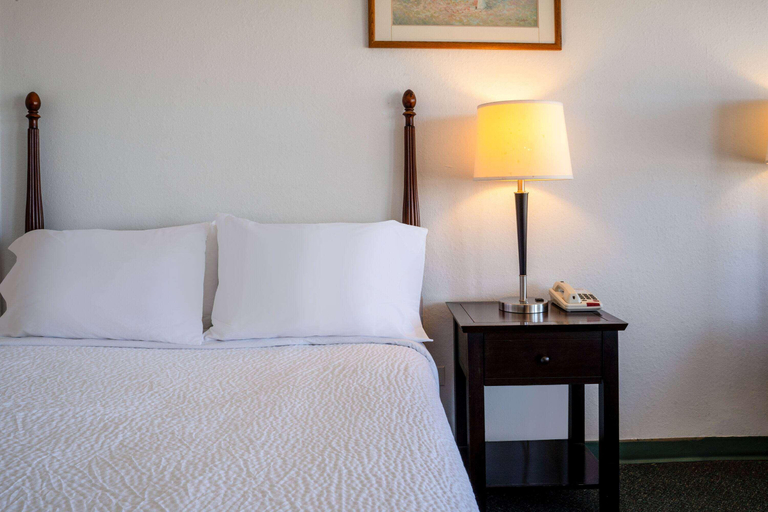 Bedroom 3, Thriftlodge by Wyndham Regina North, Division No. 6