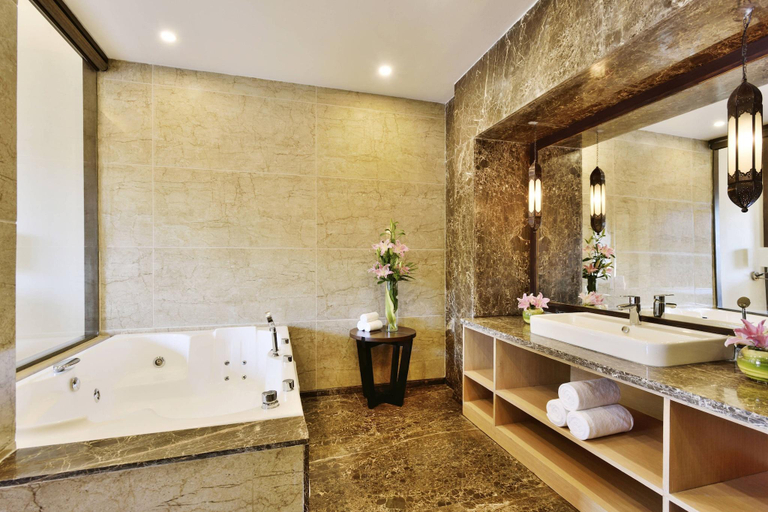Bathroom 4, Four Points By Sheraton Srinagar, Srinagar