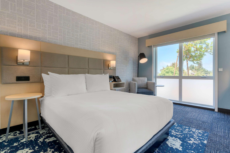 Bedroom 17