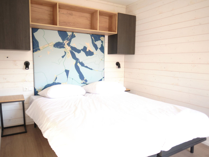 Bedroom 5, Special Lodge With Great View, Near Maastricht, Gulpen-Wittem