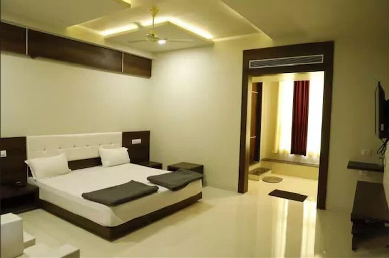 Bedroom 4, Mann Holiday Resort, Burhanpur